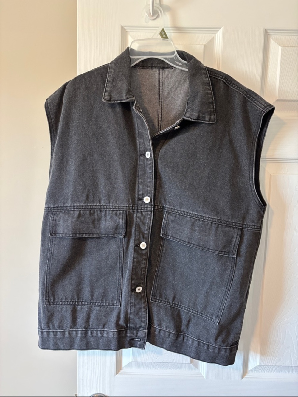 Black Sleeveless Denim Vest with Front Pockets